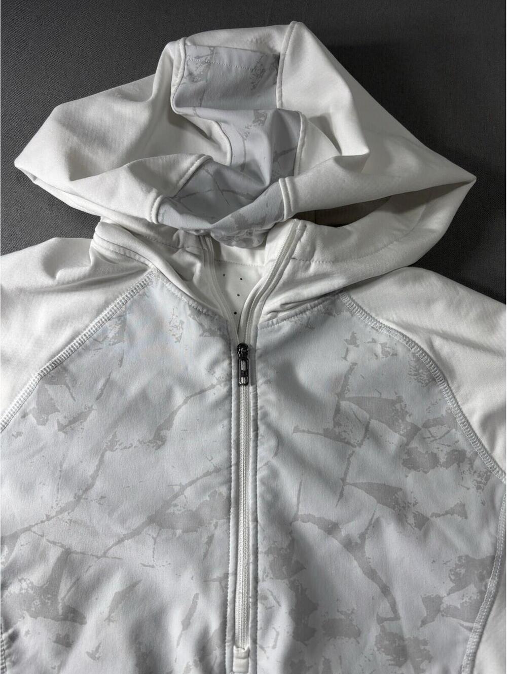 Under Armour Women’s Outrun The Cold 1/2 Zip Hoodie - White- Small - Picture 3 of 15
